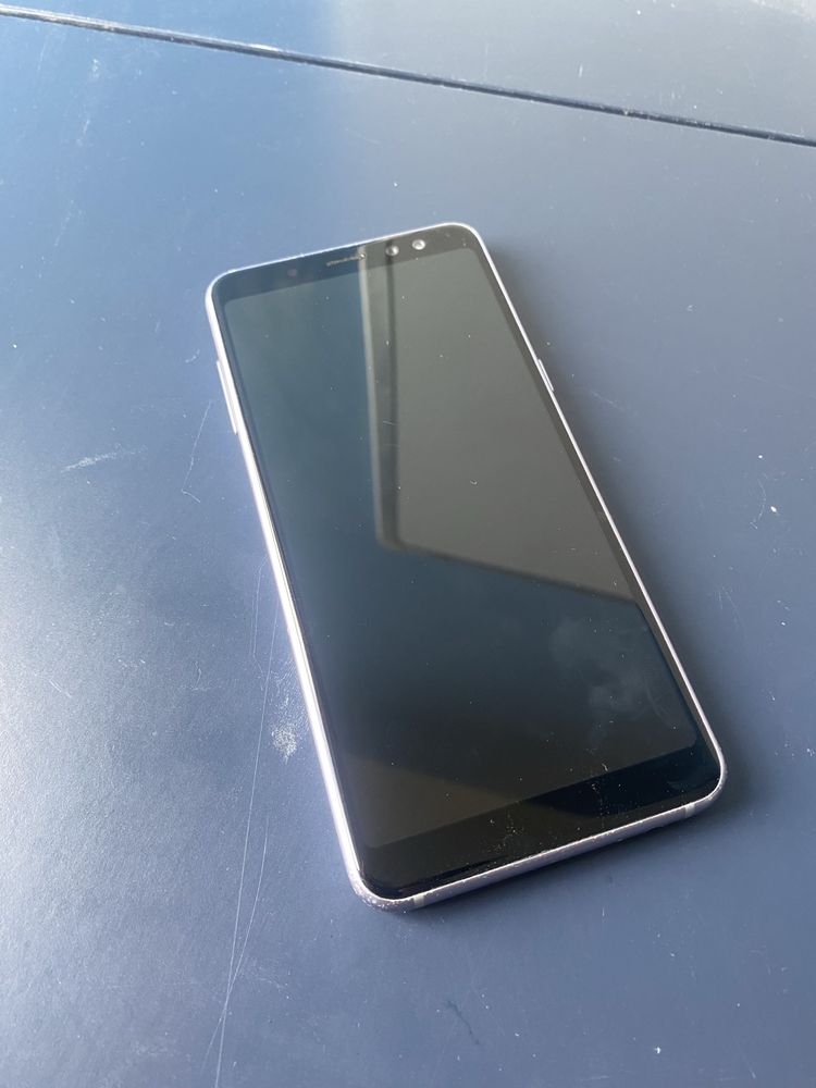 Samsung A8