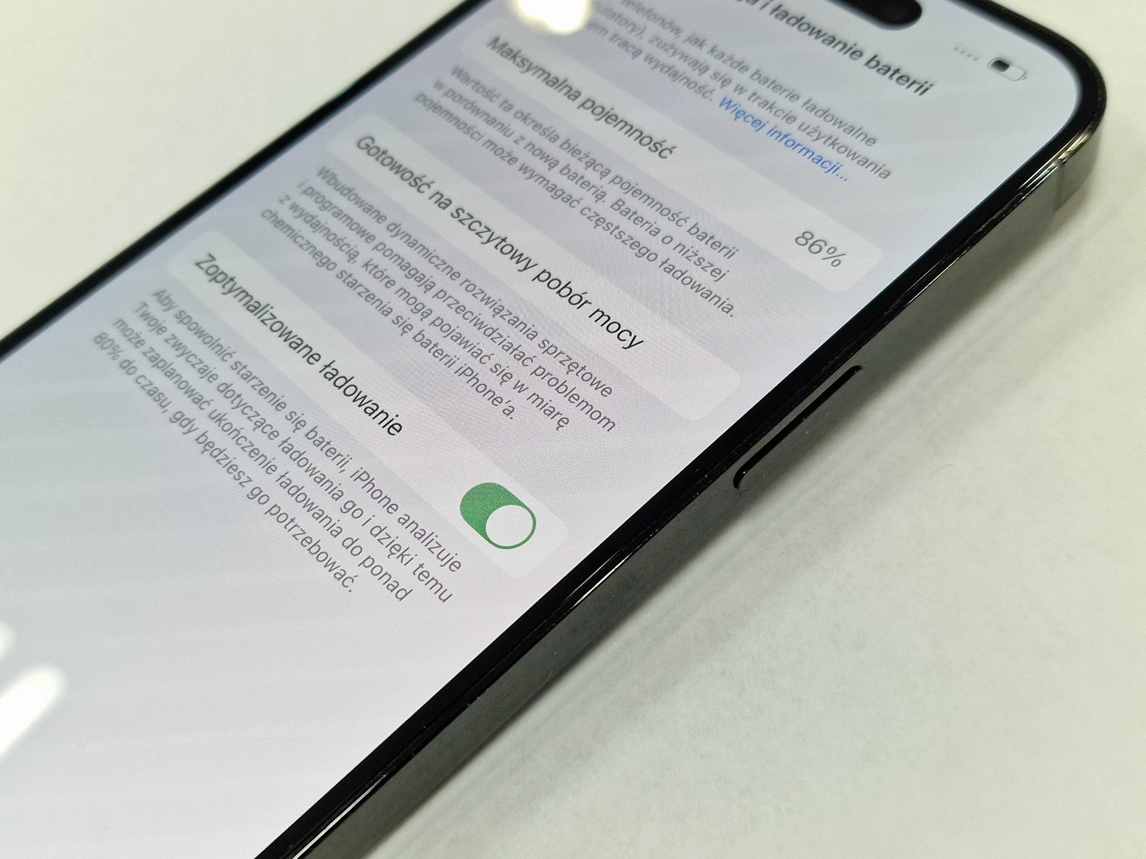 Iphone 14 PRO 128GB/ Space Black/ BAT 86%/ Grade A- + ładowarka