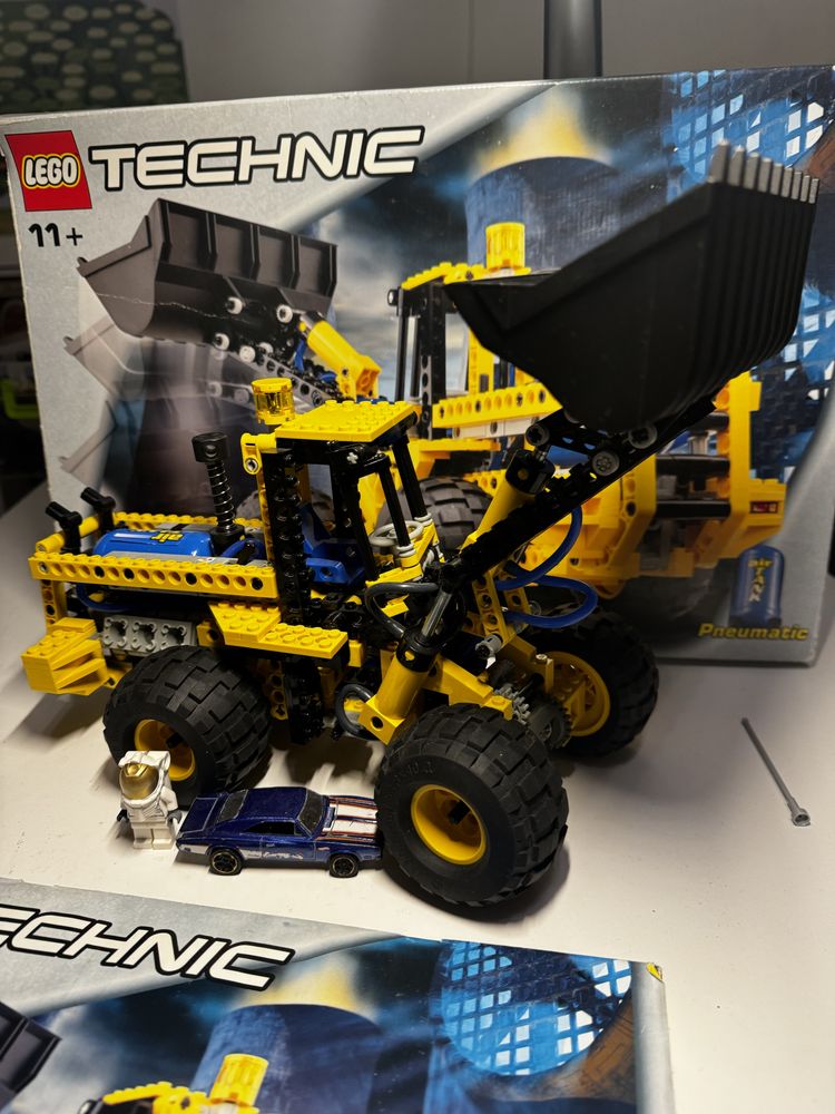 Lego technic 8464 koparka duza pneumatic