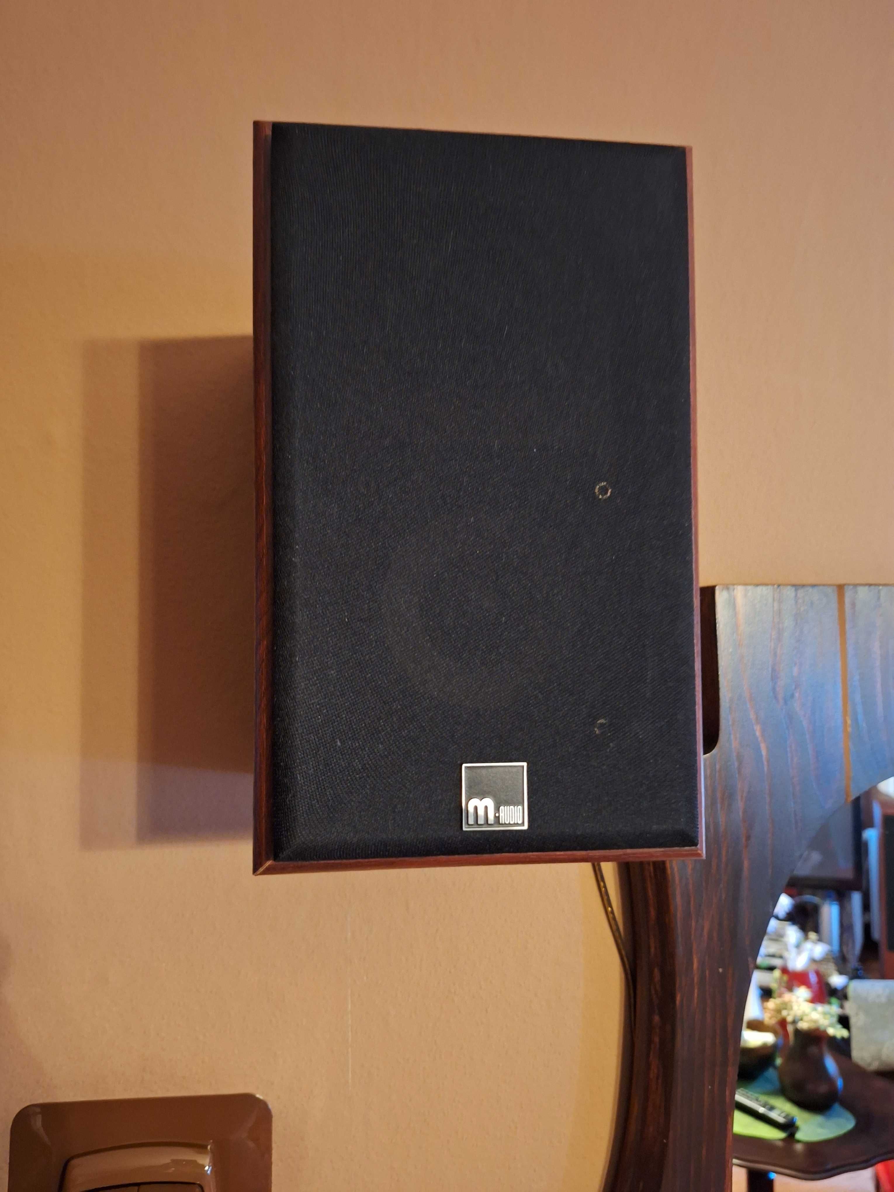 Kino domowe Onkyo.