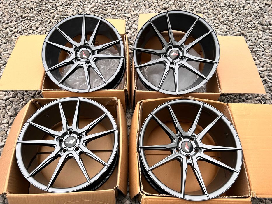 Japan Racing Різноширокі 10j-8.5j R20 5x114.3 JR21 титани литы диски