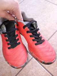 Adidas buty sportowe Kipsa 29