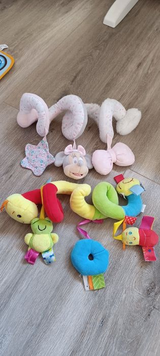 Іграшки на коляску, ліжко спіралька  юла карусель