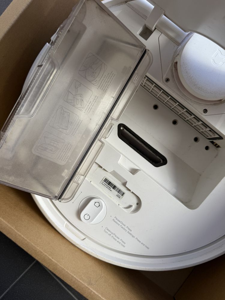 uszkodzony mi robot vacuum pro