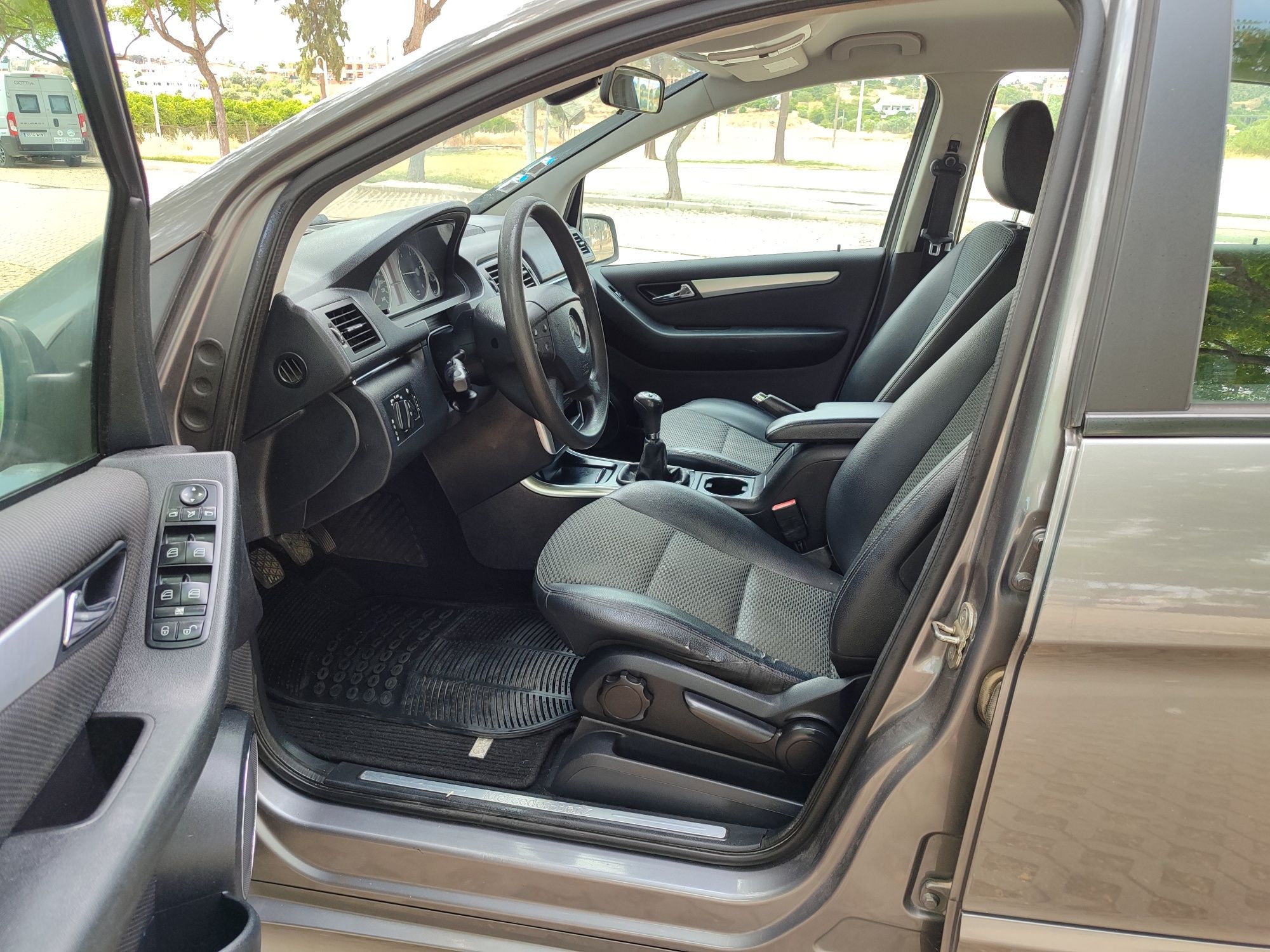 Mercedes-Benz B 180 2.0 CDi Avantgarde