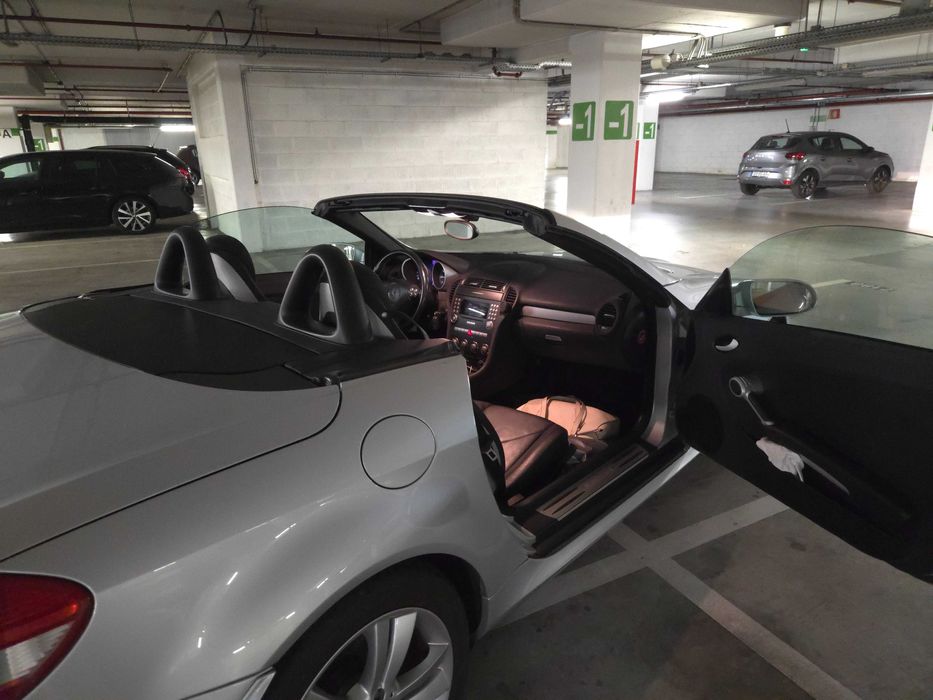 Descapotável Mercedes SLK 200