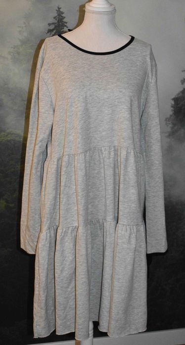 Sukienka dresowa firmy Reserved, rozmiar XL - nowa