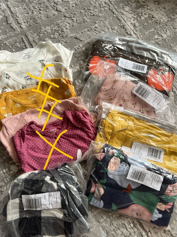 НОВІ Carters 24 боді, сукня, костюм, набір, сарафан, кофта, колготи