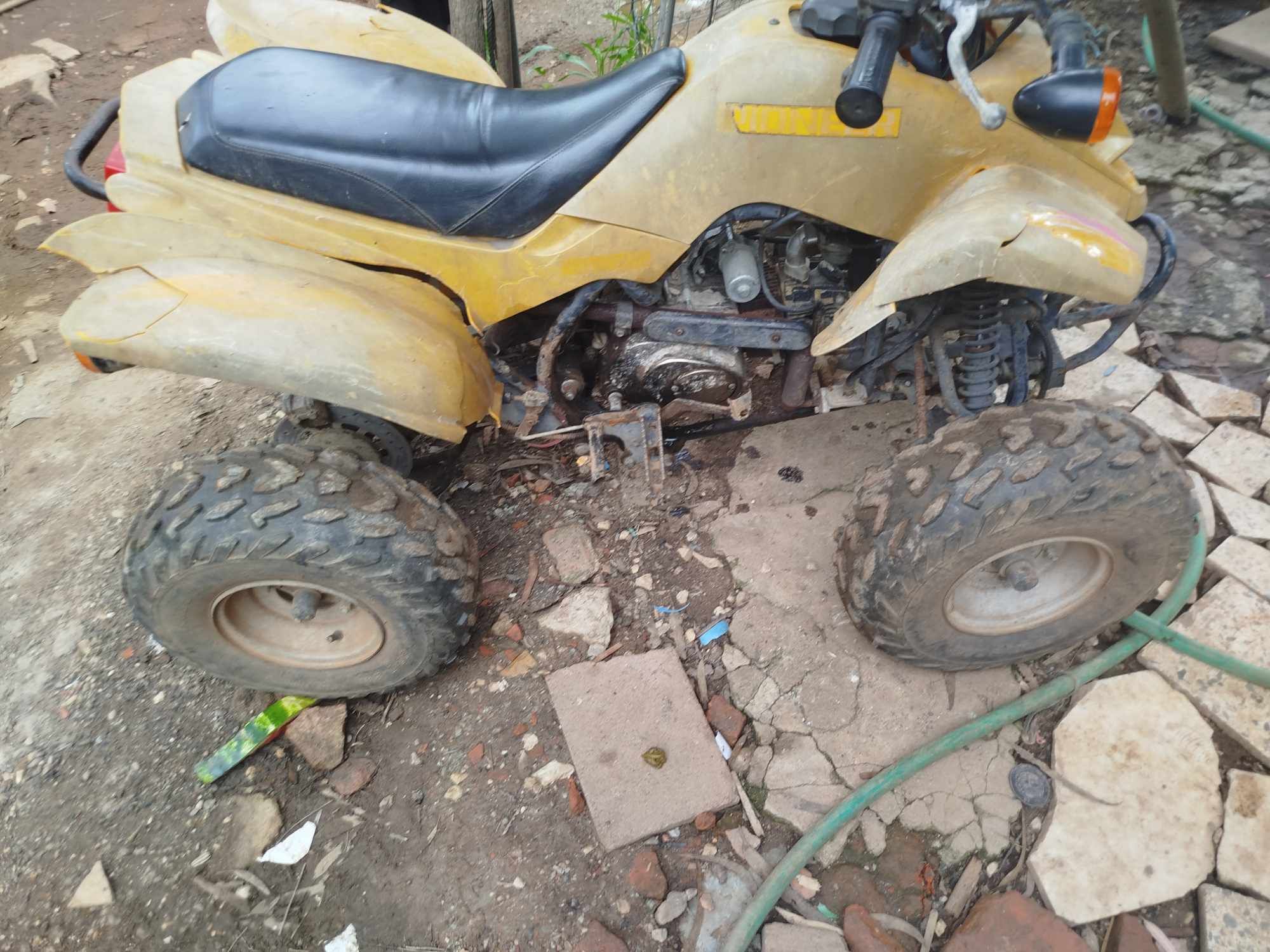 Troco moto 4 boa