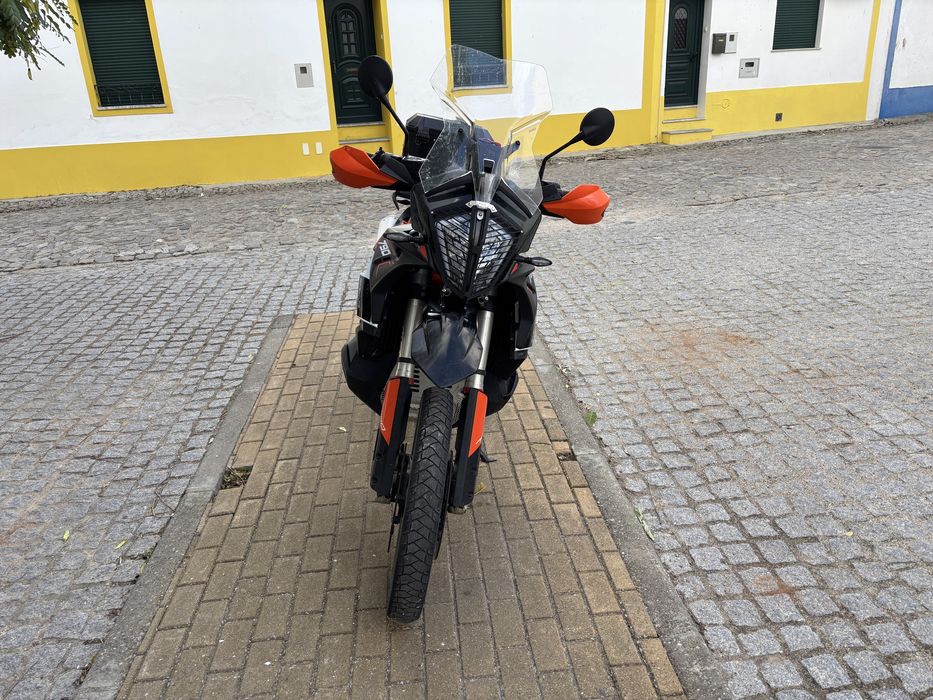 Mota KTM 790 Adventure “R”