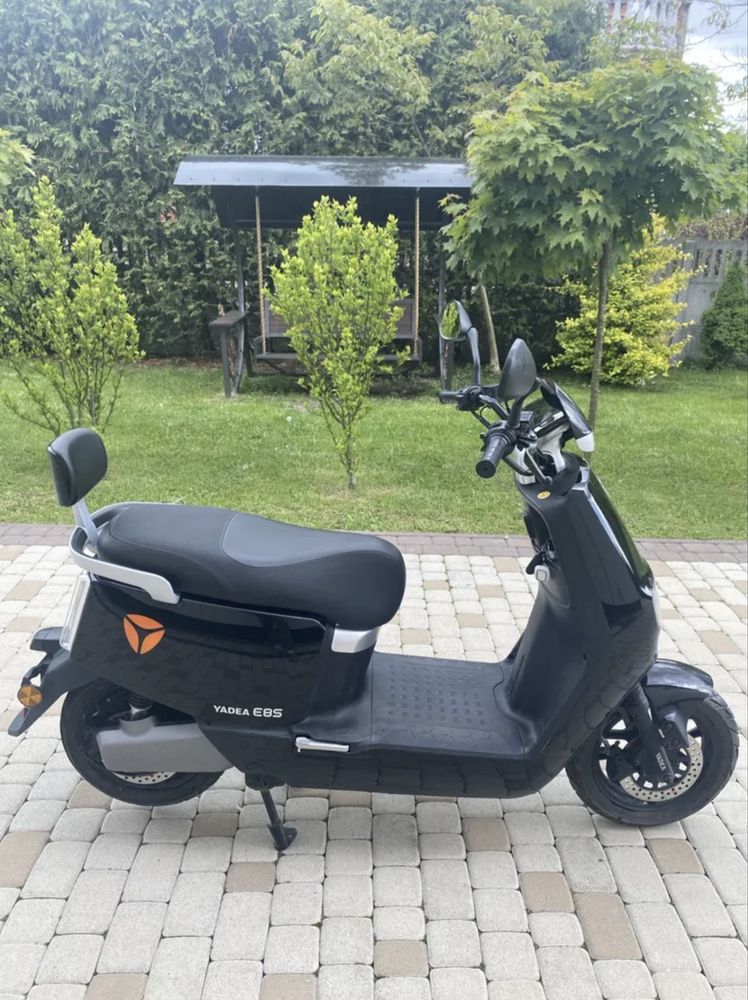 Електроскутер Yadea E8S оренда 2500/тиждень запас ходу 200+км