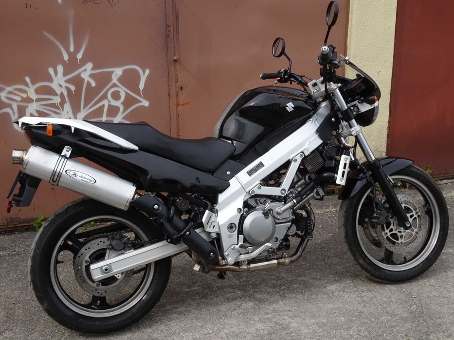 Suzuki DL 650 V-Strom Naked Streetfighter Zadbany z Niemiec  sv xl tdm