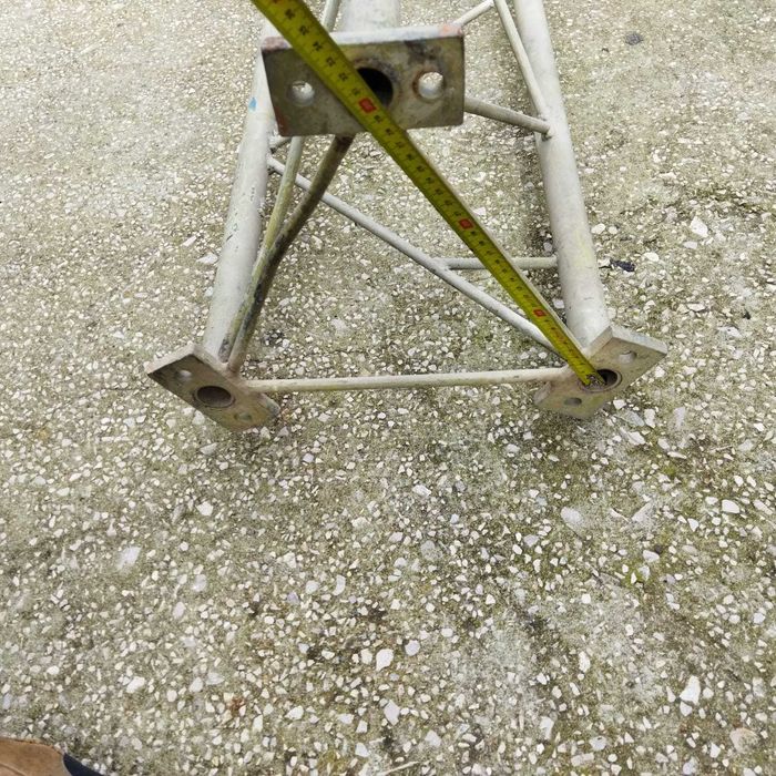 Torre de Antena Completa - 24 Metros - 8 Módulos de 3m - Bom estado.