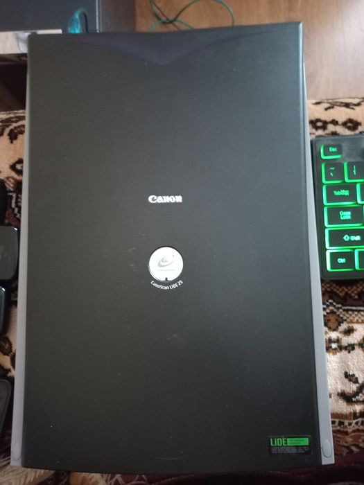 Сканер Canon Lide 25