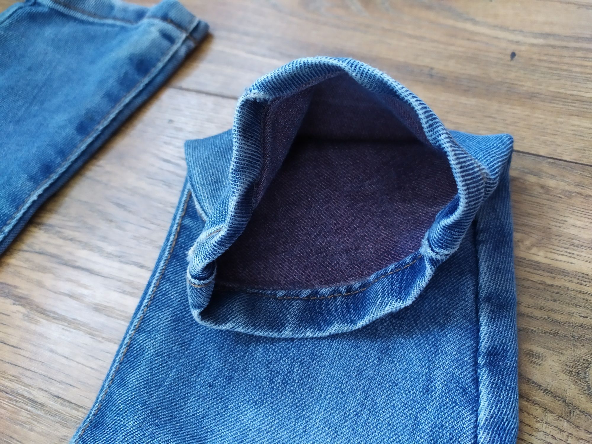 116 spodnie jeansowe chłopięce modne przetarcia Arc  leg