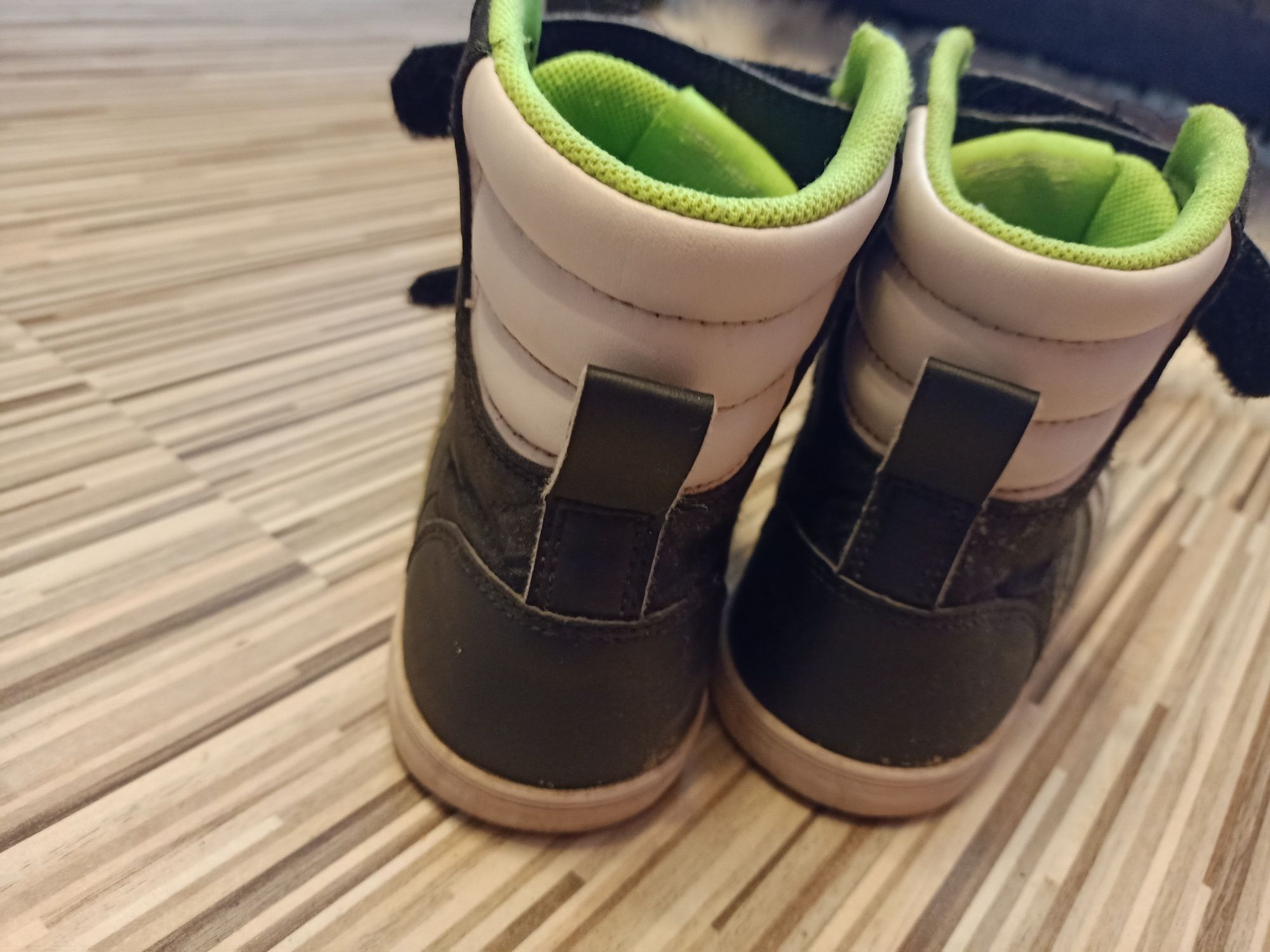 Buty za kostkę Hummel 35 dl wkładki 22