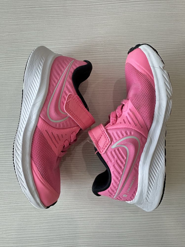 Кроссовки кеды на девочку Nike p. 28