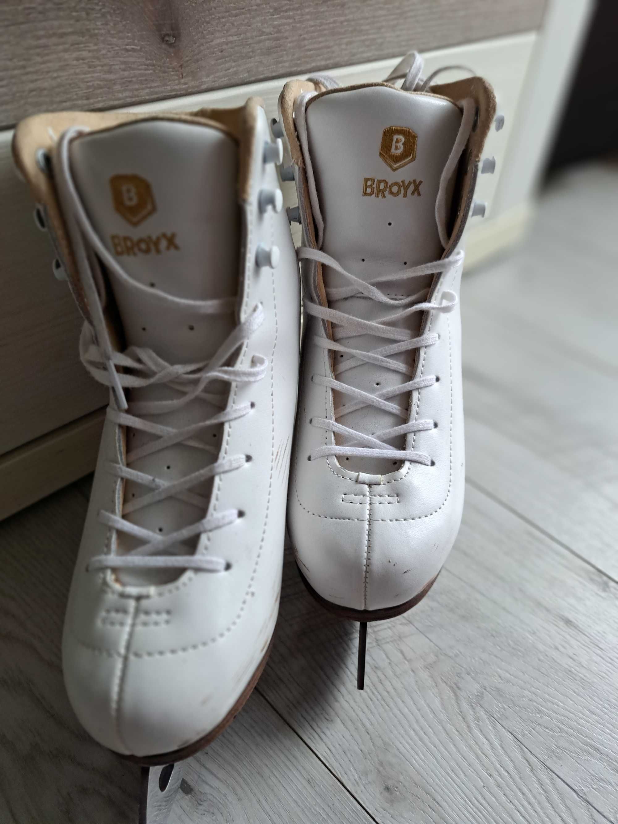 Łyżwy rozmiar 36 Broyx z Decathlonu