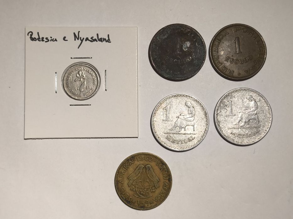 Lote de Moedas Africanas [Angola, SA, Rodésia e Nyasaland, MZ]