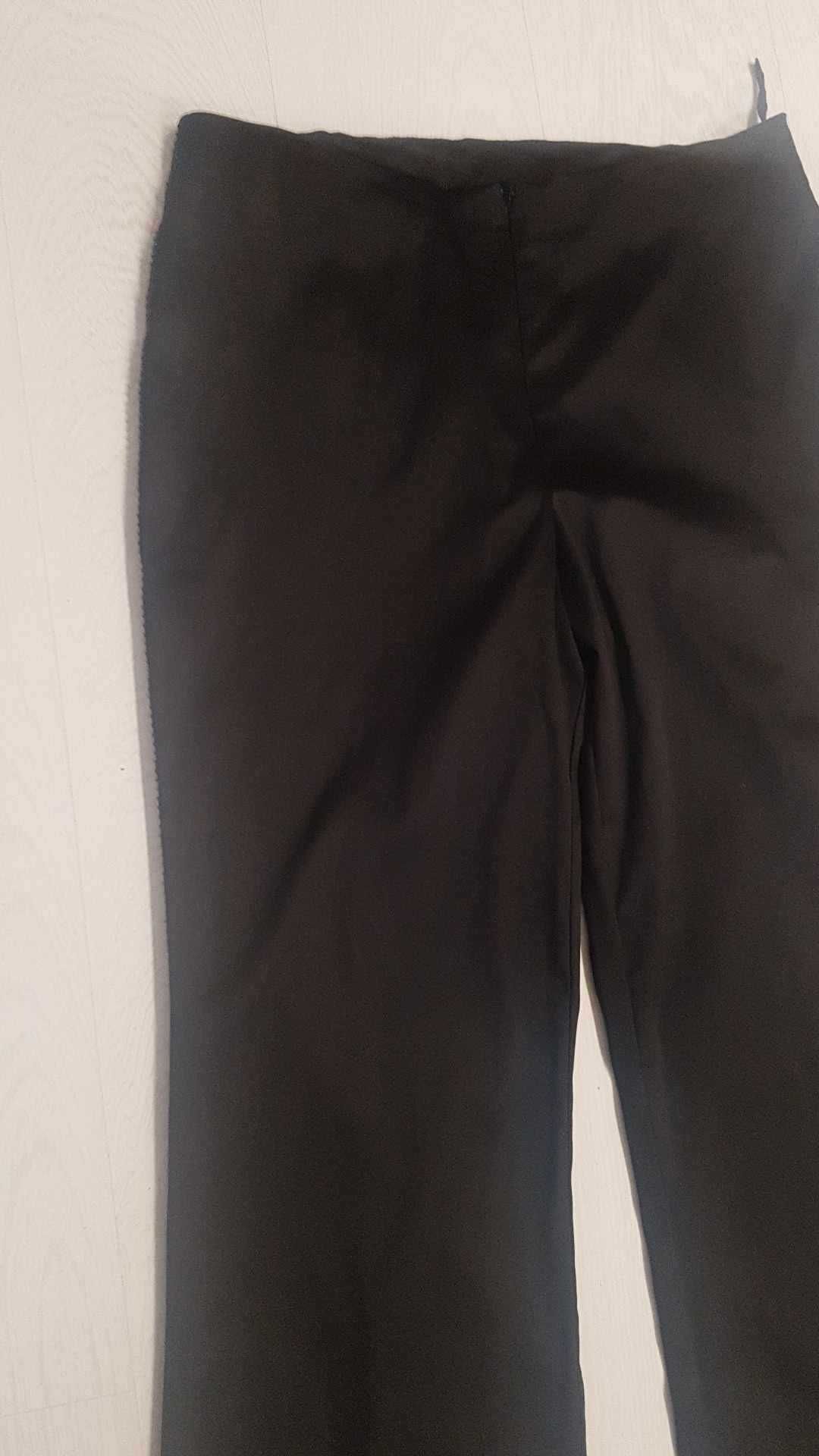 Spodnie Czarne eleganckie satyna  rozm M