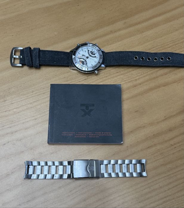Relogio Timex TX World Time