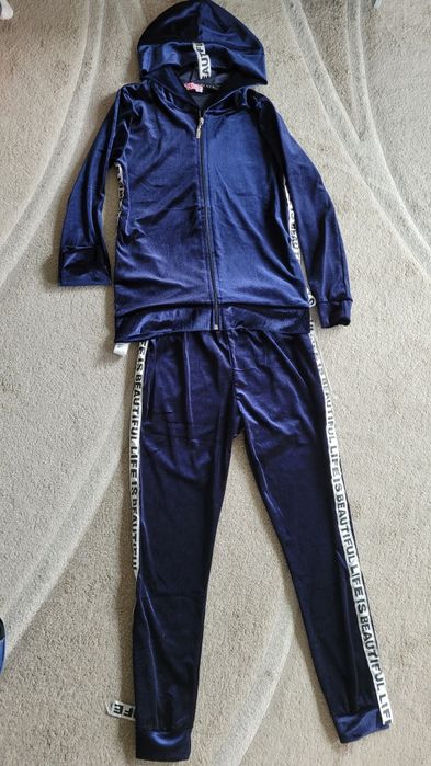 Dres welurowy dziewczęcy granatowy