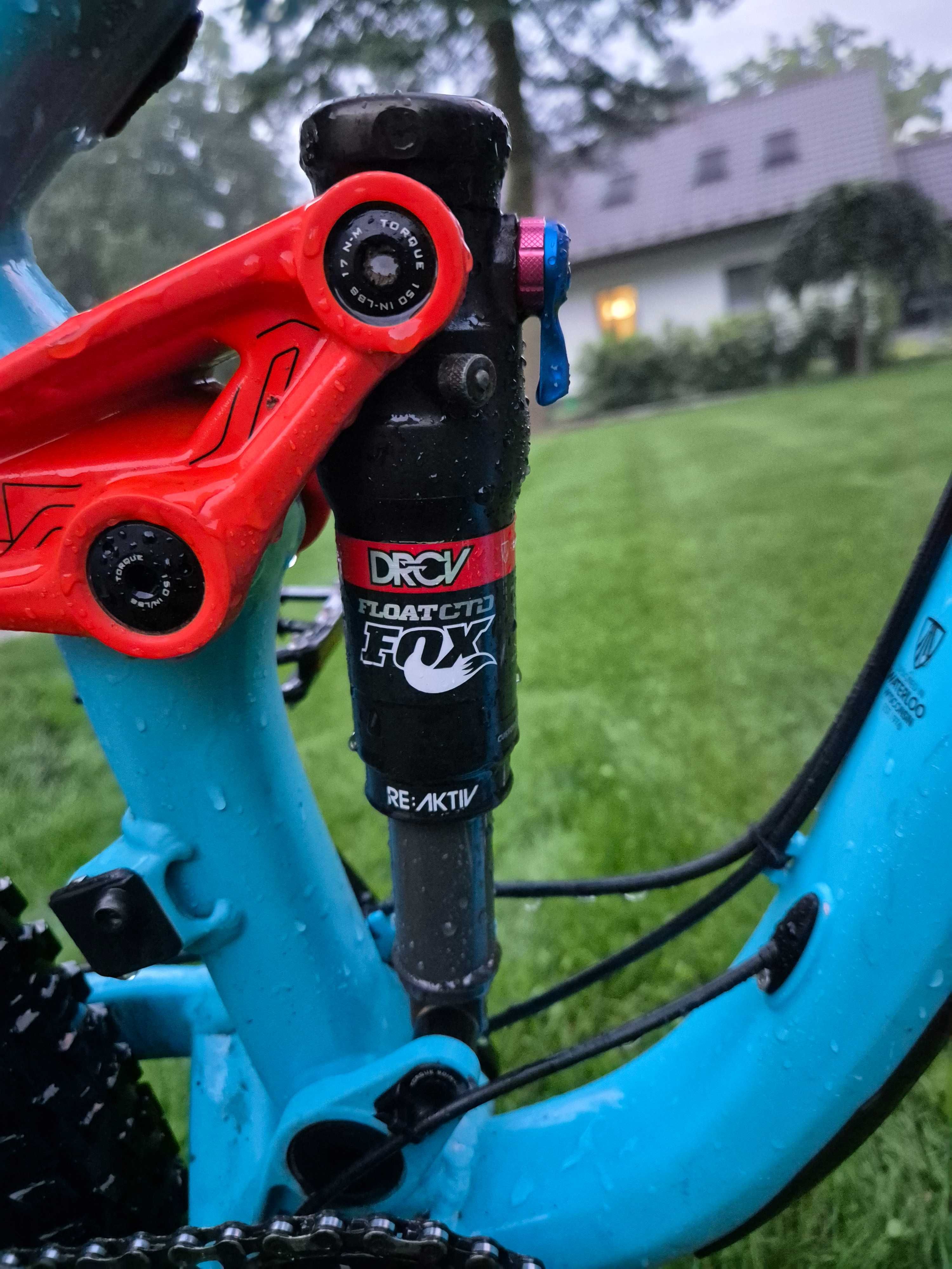 TREK Remedy 9 FOX