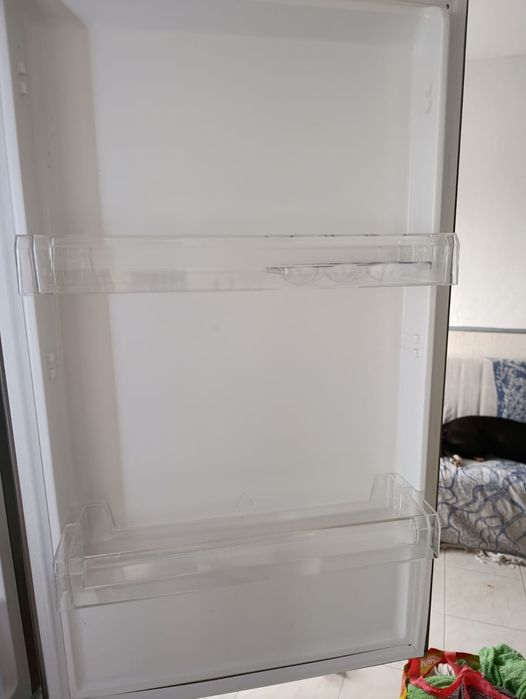 Frigorífico No Frost Prata