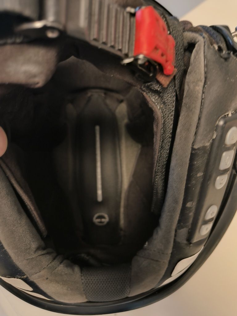 Kask Schubert z intercomem blututh
