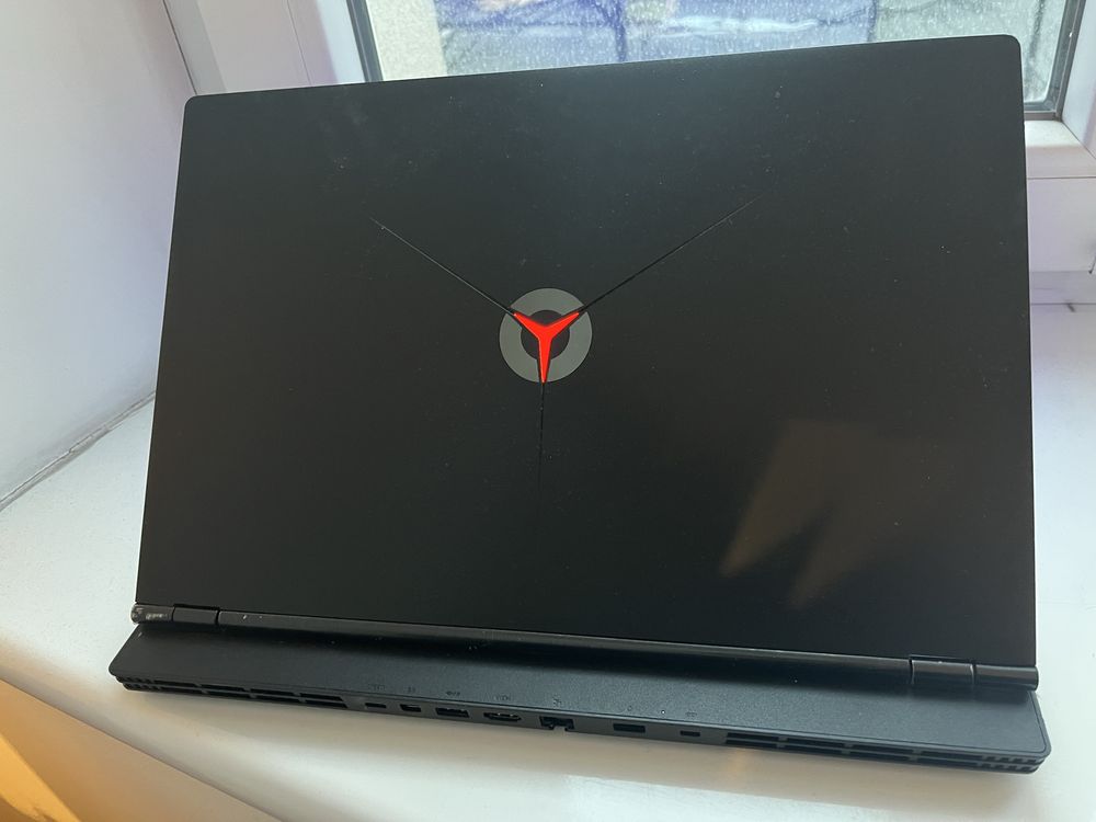 laptop gamingowy lenovo legion y7000