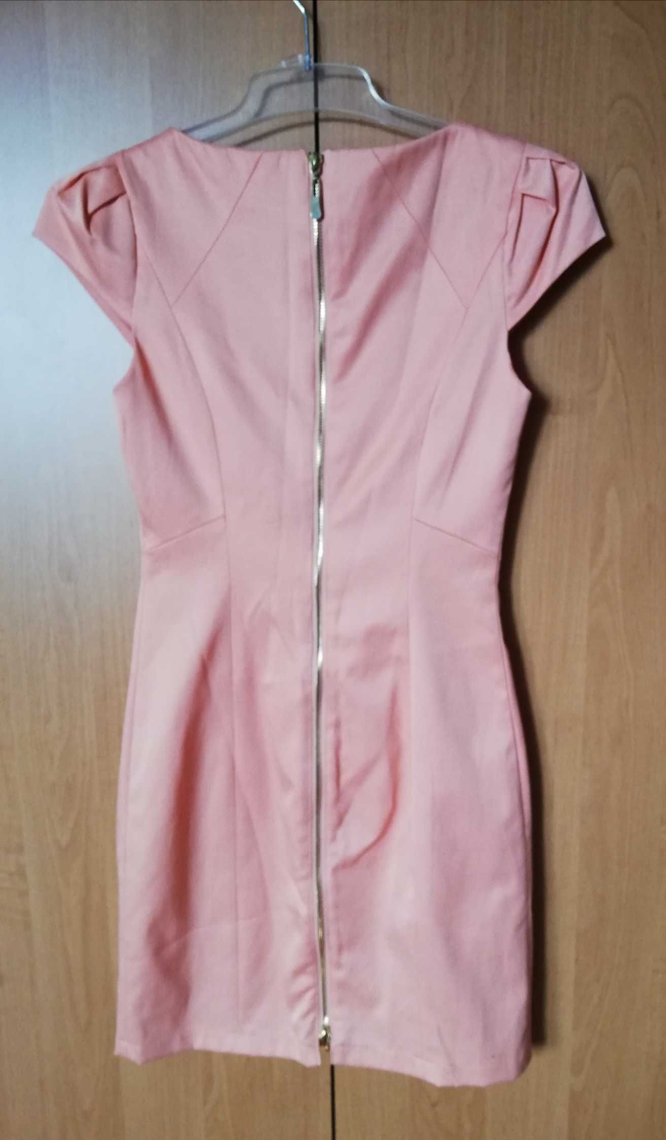 Sukienka XS / 34 koktajlowa łososiowa taliowana Attentif
