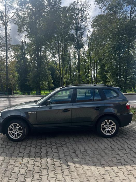 Sprzedam BMW x3  2005 rok