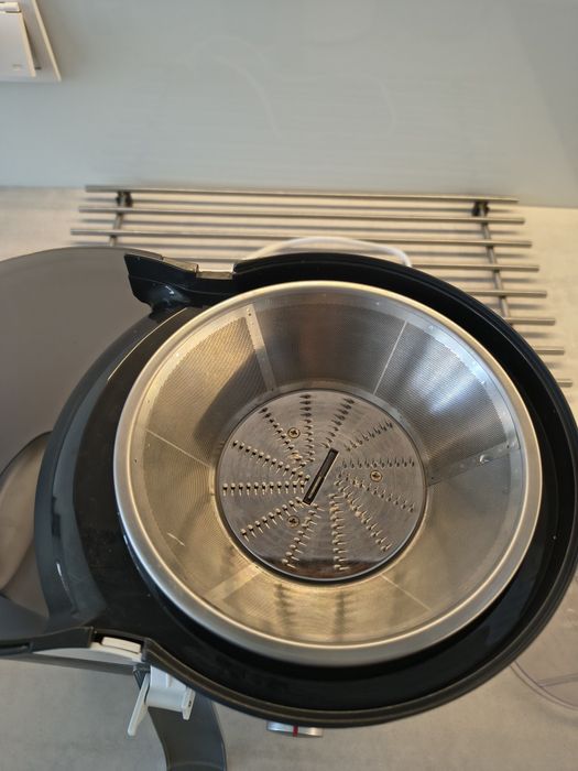 Sokowirówka  Bosh Vita Juice 2