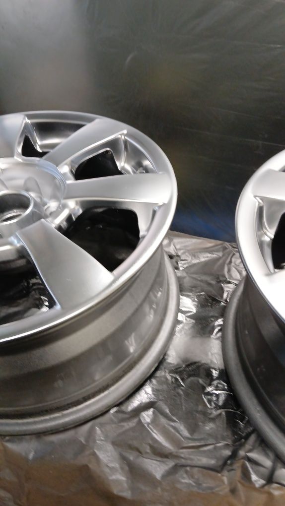 Repintura & Reparacao Pecas Automovel
