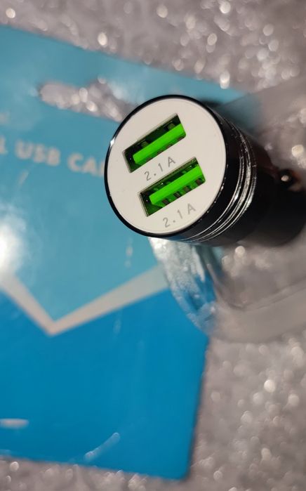 Ładowanie samochodu: Dual USB Car charger 12V - 5V - 2.1A