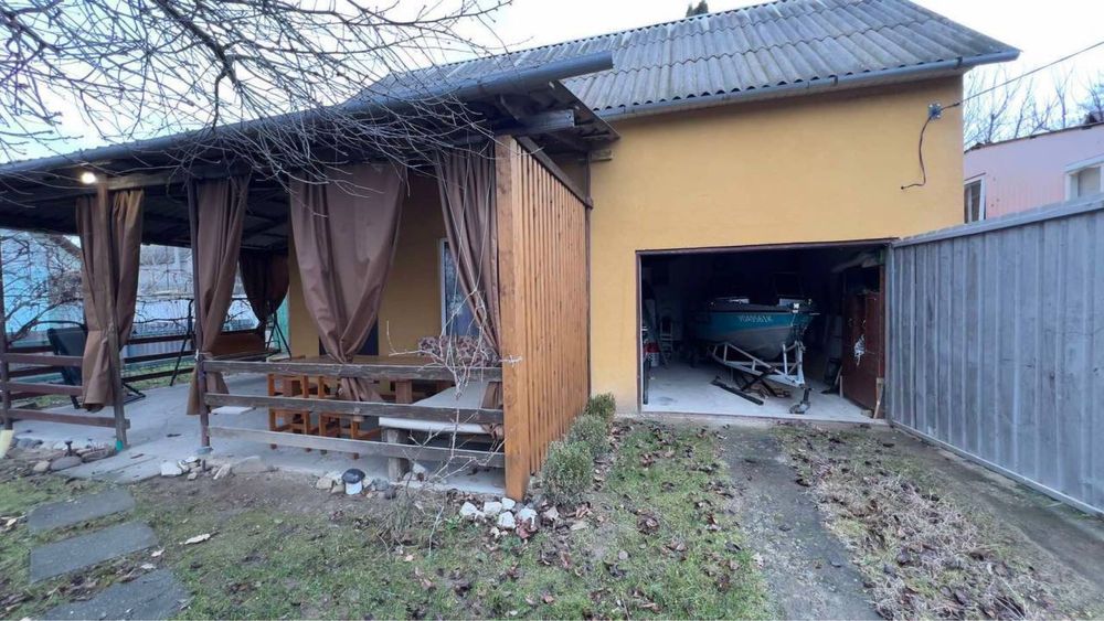 Дача будинок на березі р.Дністер Куражин