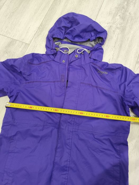 Вітрівка легка 11 років