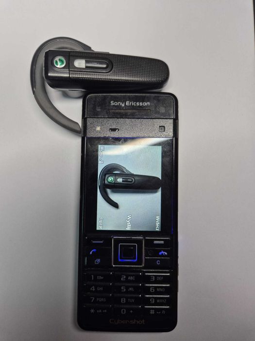 Sony Ericsson C902, słuchawka bluetooth hbh-pv703, ładowarka