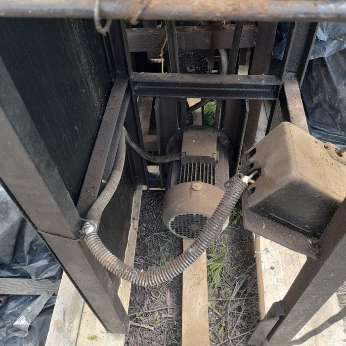 Верстат для виготовлення рабиці