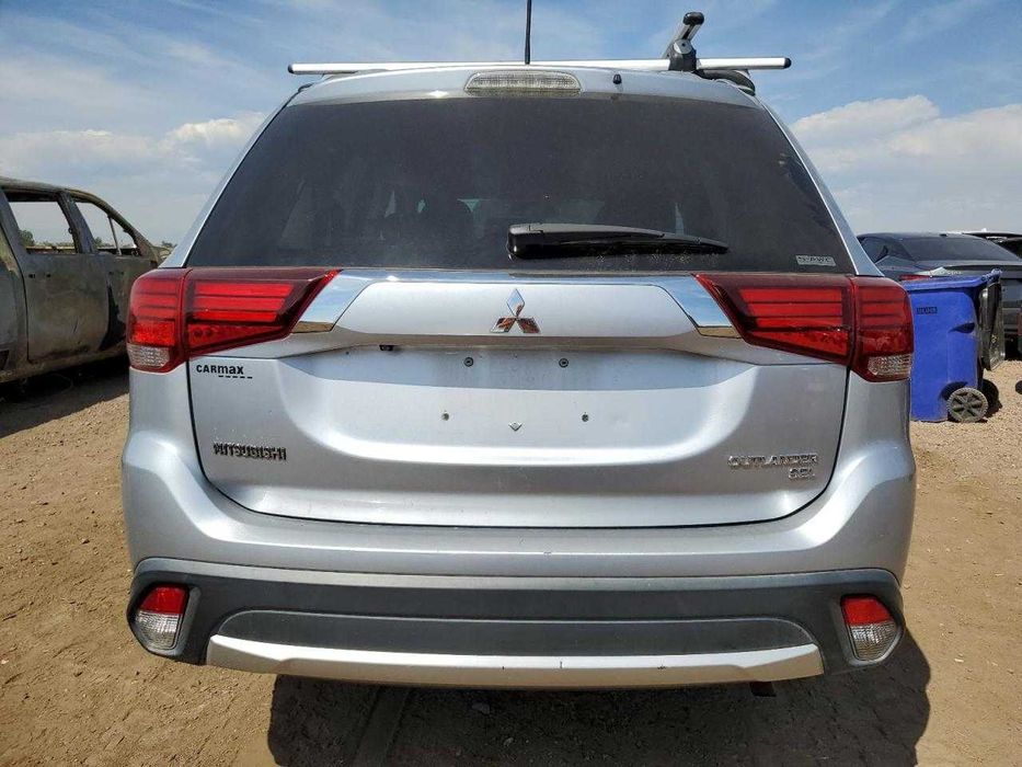MITSUBISHI Outlander Se 2016