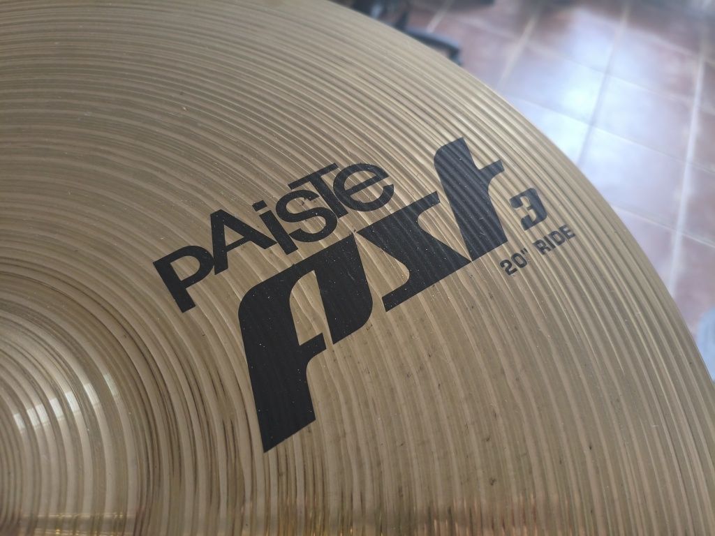 Bateria Acústica excelente condição (vendo à melhor oferta)