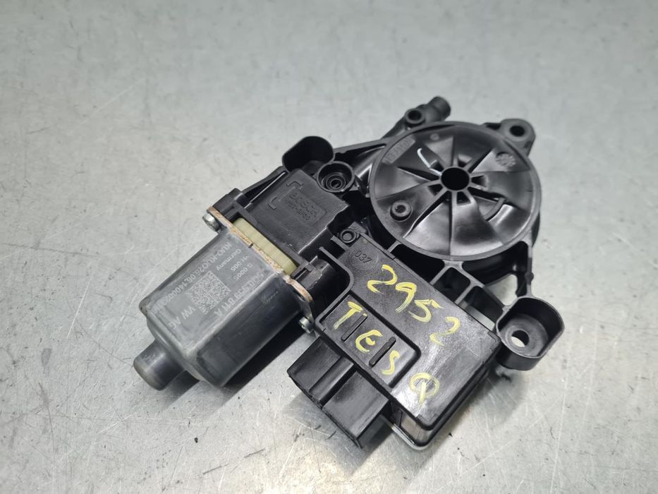 Motor vidro trás esquerdo VOLKSWAGEN Golf VII (5G1, BQ1, BE1, BE2)