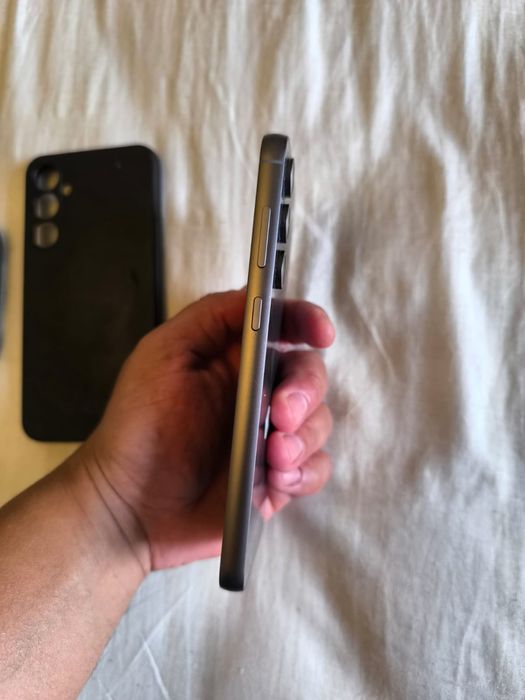 Samsung s23 fe semi novo