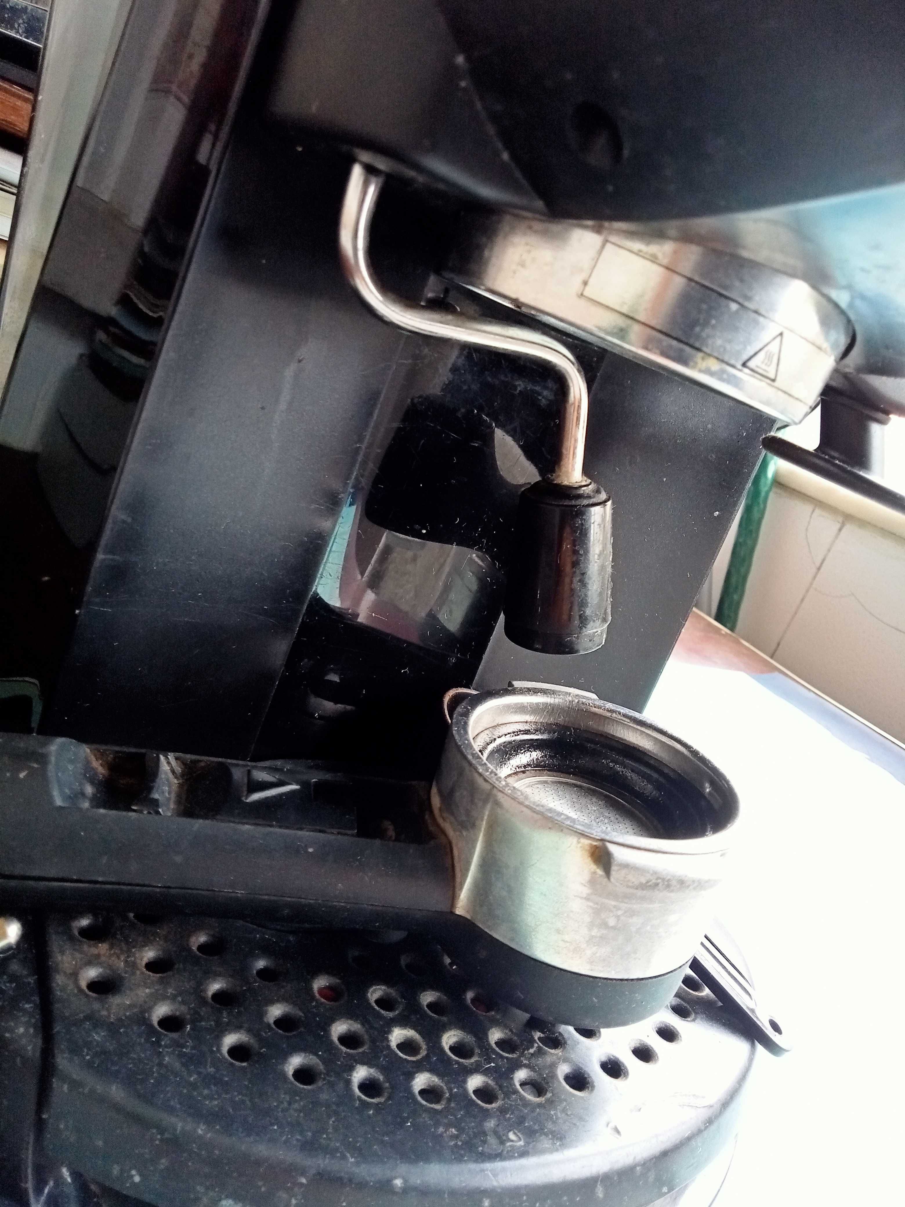 Máquina de Café deLonghi - para peças [NEGOCIÁVEL]