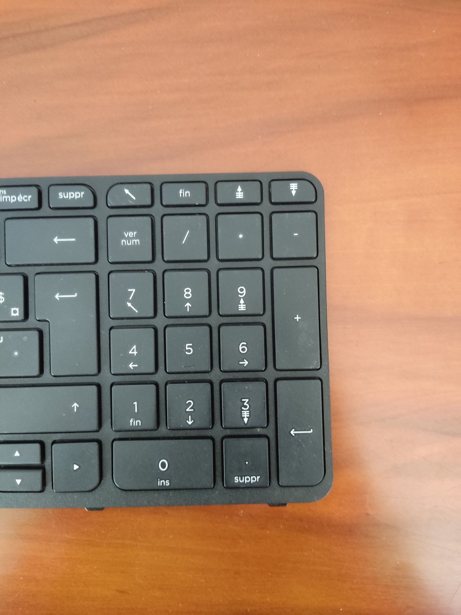 Teclado portátil HP Compaq Francês com AVARIA p/aproveitamento teclas