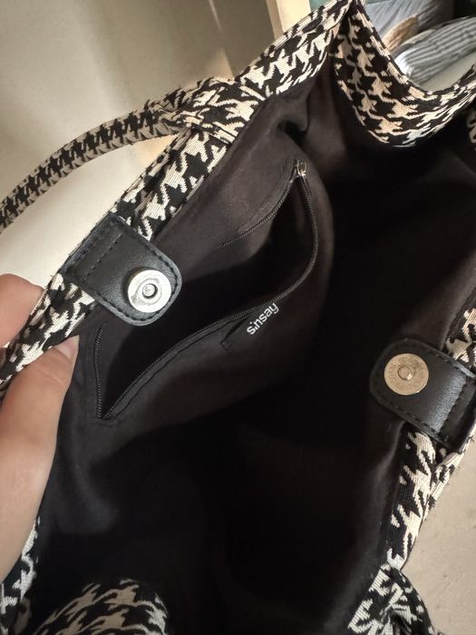 Сумка-тоут в принт гусяча лапка