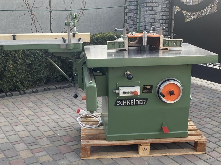 Фрезерний станок SCHNEIDER по дереву фрезер шипорізний шипорезный верс