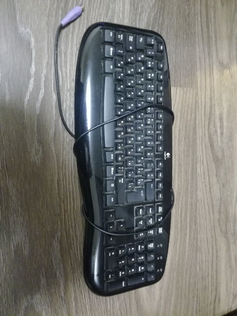 Клавіатура Logitech