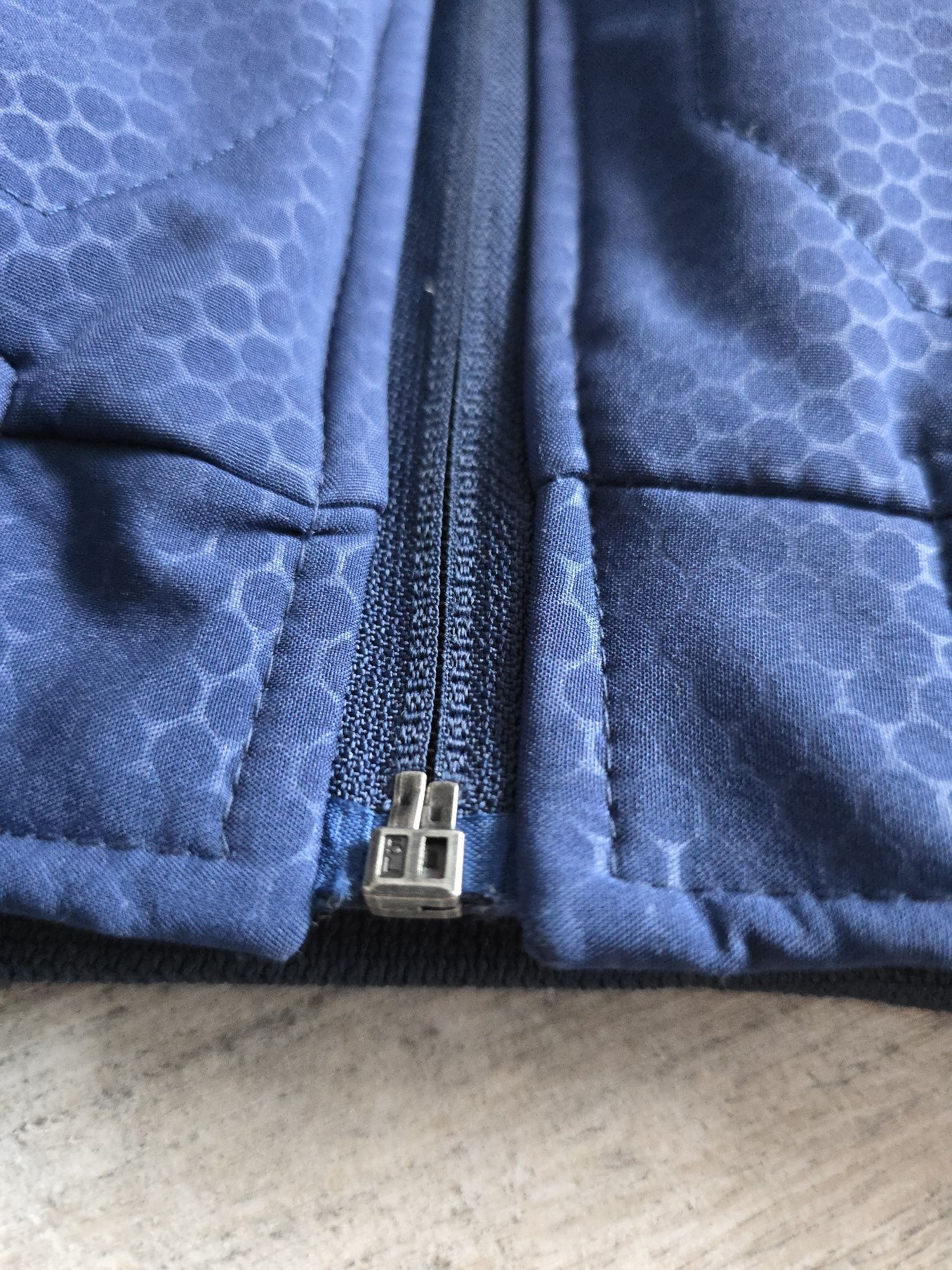 Kurtka softshell reserved 68