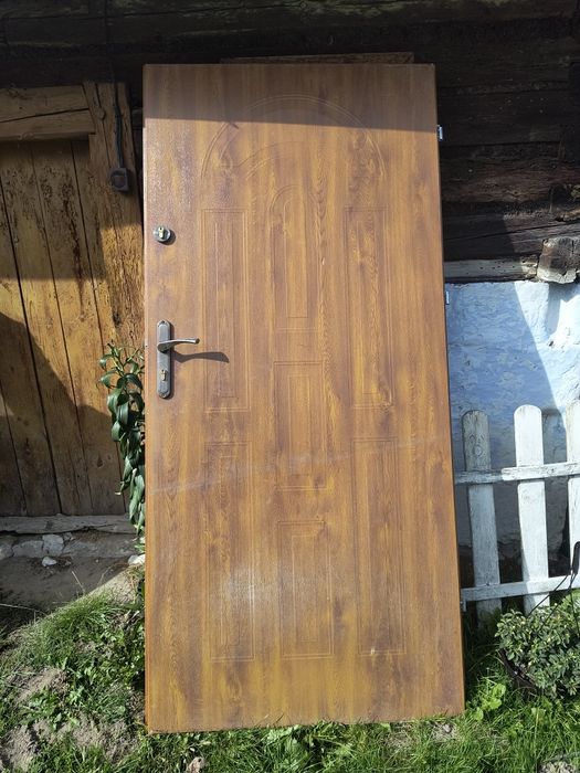 Drzwi metalowe z demontażu